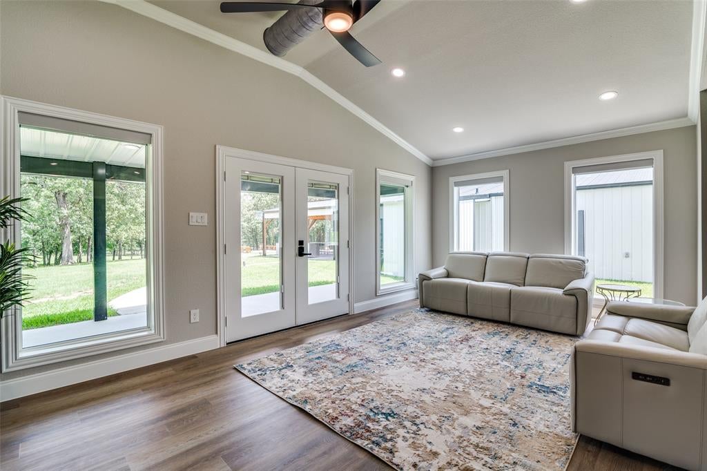 558 Private RD 7423