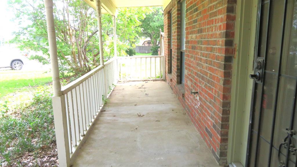 608 Valley Mills Drive