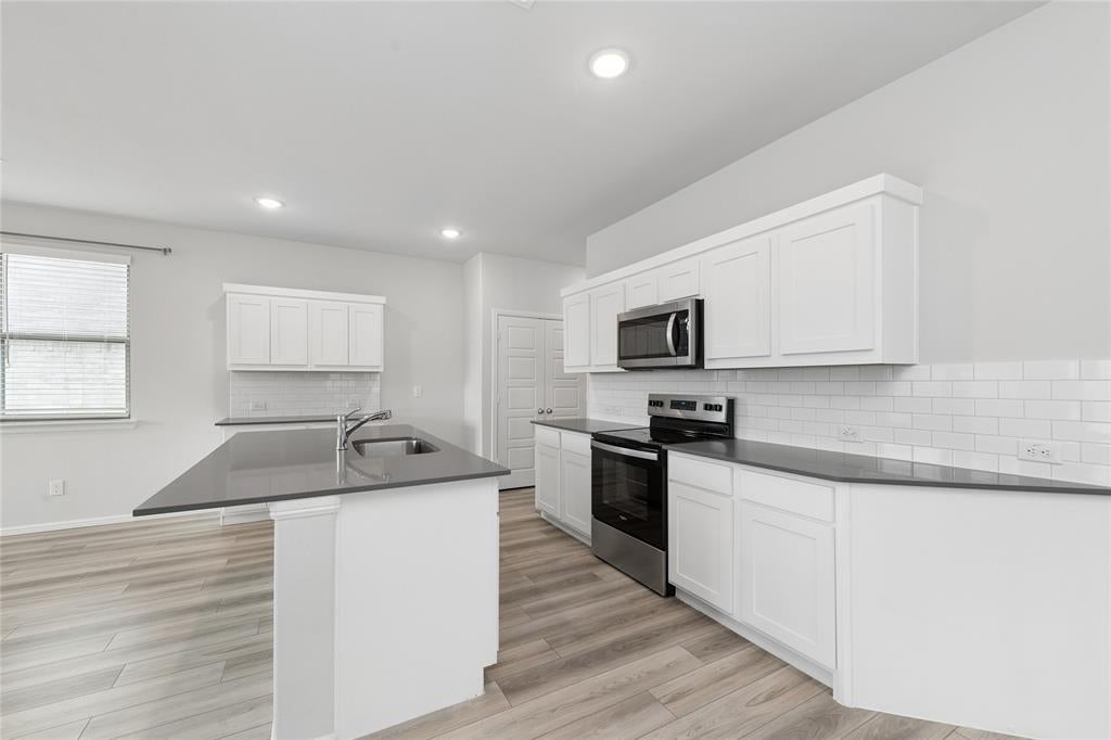 320 Leopold Trail