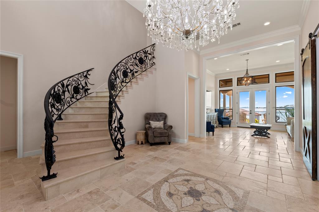 Pinnacle Club - Residential