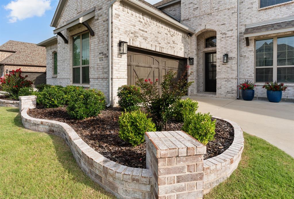 616 Windy Ridge Lane