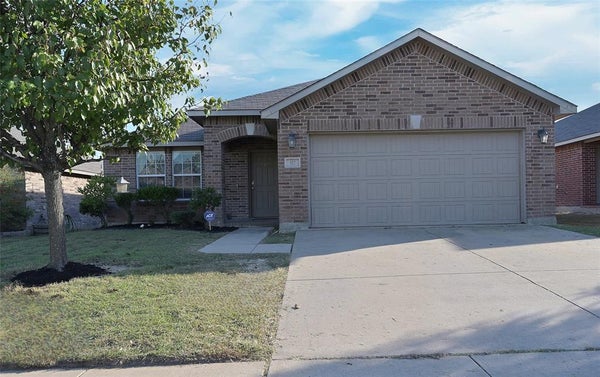 317 CHALKSTONE DR, FORT WORTH, TX 76131 - Image a9061d78e5b7e7d6712277e4ec1da9ff/2283637386