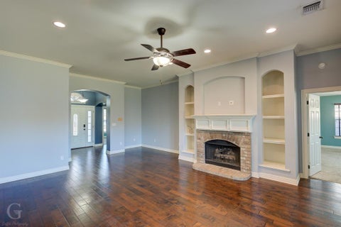 Tiny photo for 340 Avondale Lane, Bossier City, LA 71112 (MLS # 21396455)