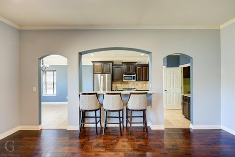 Tiny photo for 340 Avondale Lane, Bossier City, LA 71112 (MLS # 21396455)