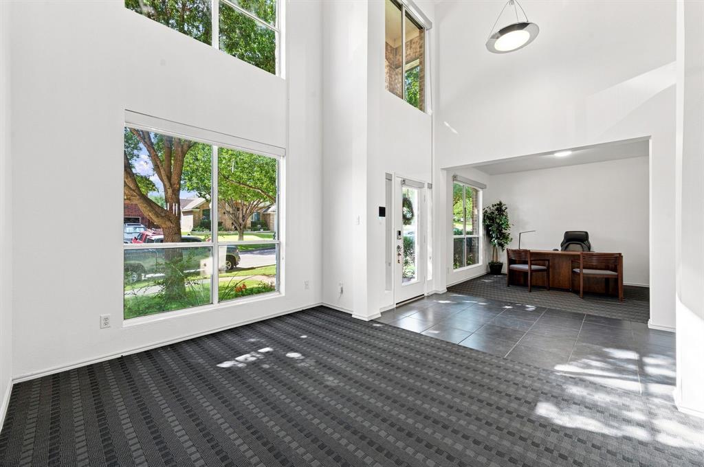 8125 Geranium Lane