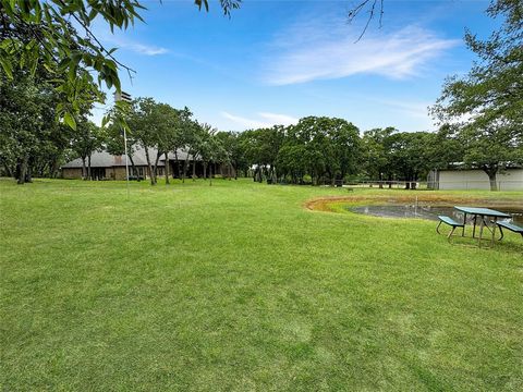 A home in Aubrey