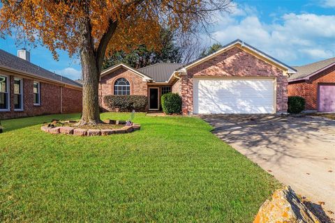 12212 Stillglen Trail Fort Worth TX 76028