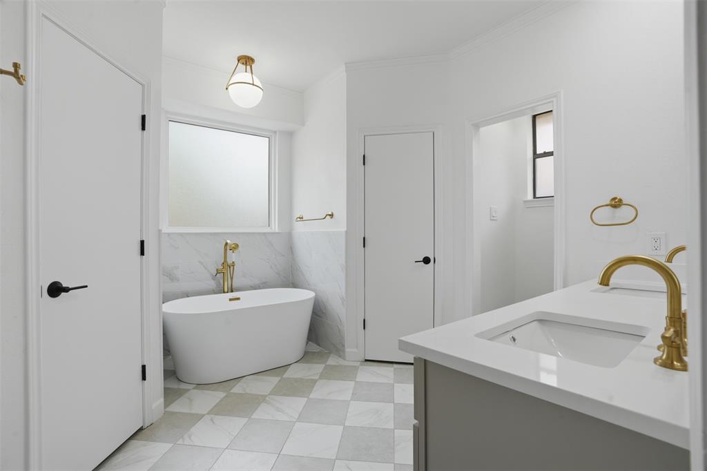 Preston Manor II - Residential