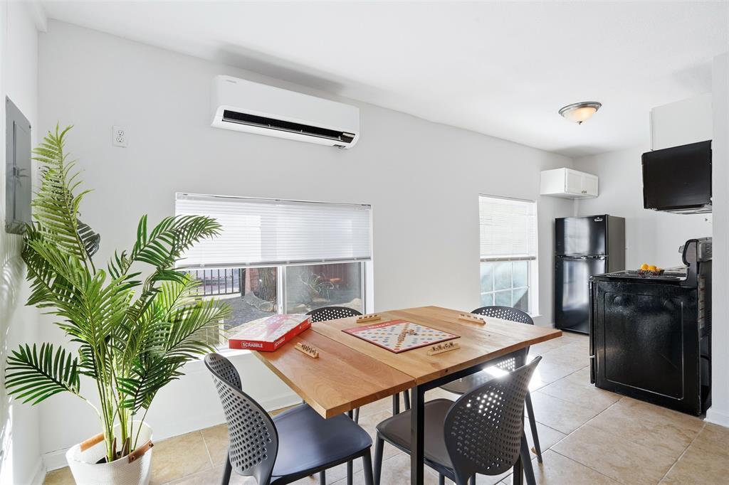 Elmwood - Residential