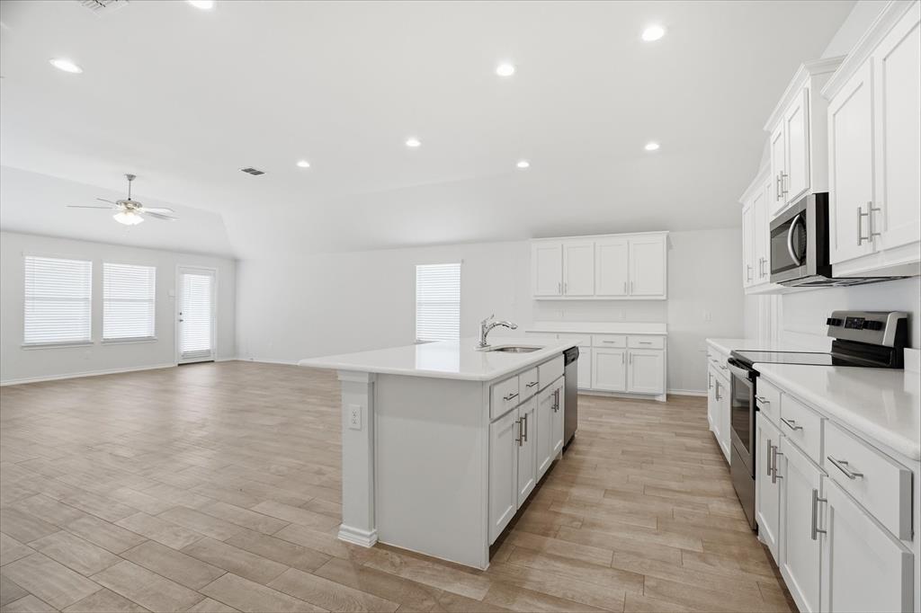 COVENTRY EAST - Residential