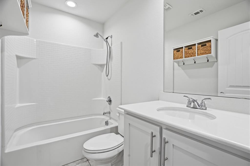 COVENTRY EAST - Residential