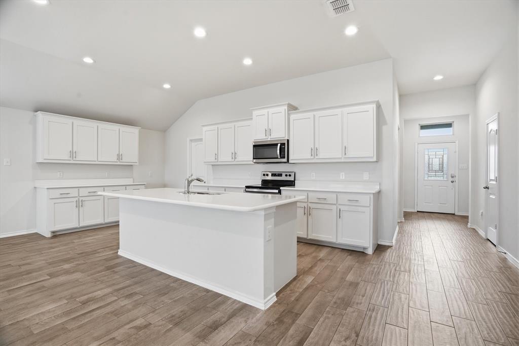 COVENTRY EAST - Residential