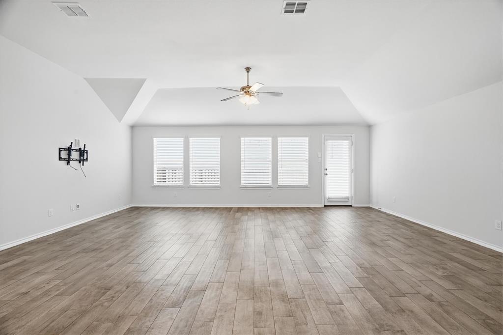 COVENTRY EAST - Residential