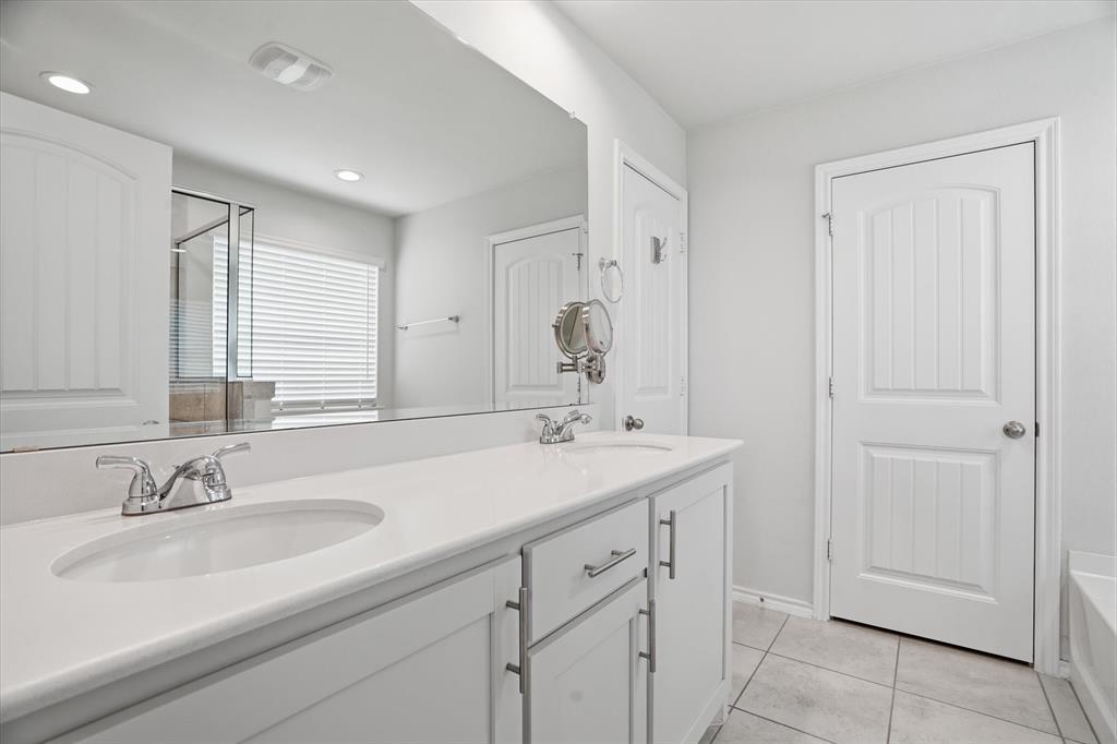 COVENTRY EAST - Residential