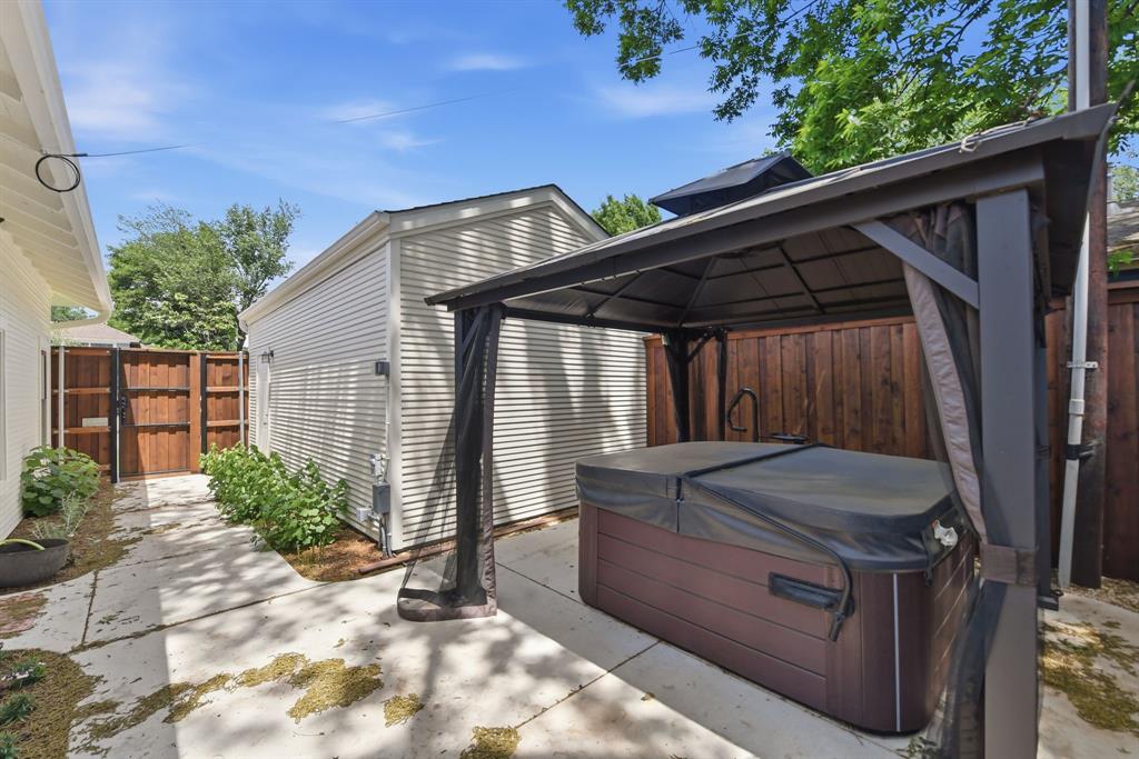 Lawn Place Add - Residential