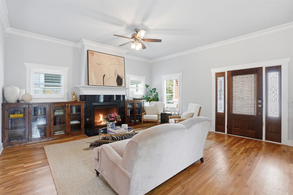 Lawn Place Add - Residential