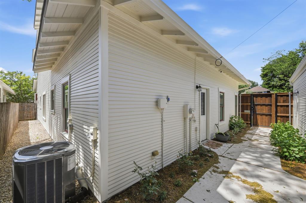 Lawn Place Add - Residential