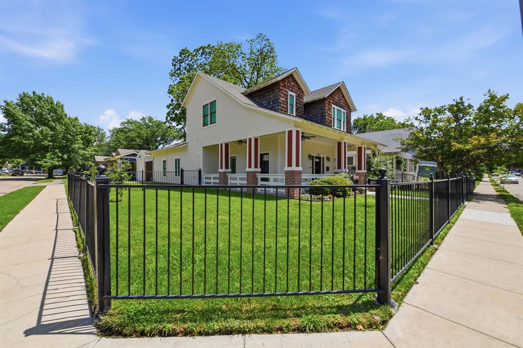 Lawn Place Add - Residential