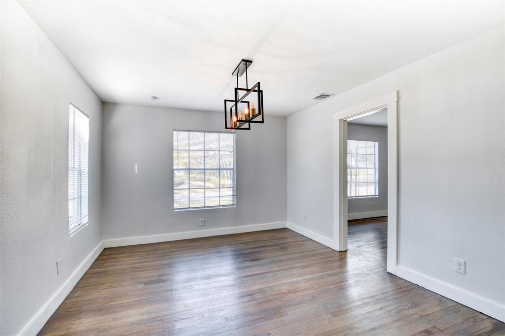 903 W 8th Street