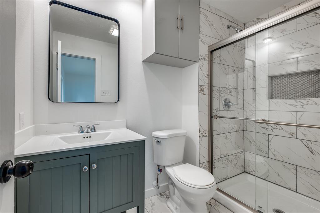 White Rock Village 01 - Residential