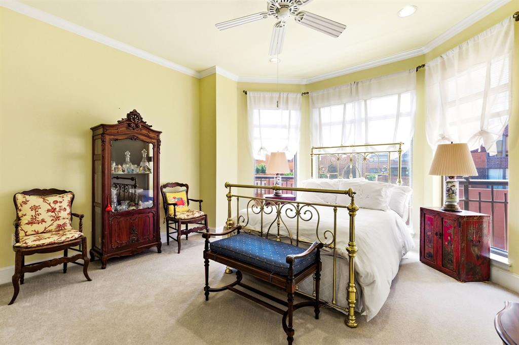 CRESTPARK - Residential