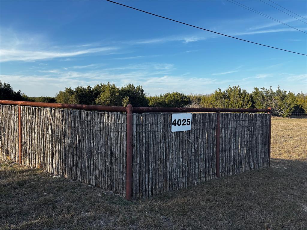 E M Bond Surv A-79 - Land