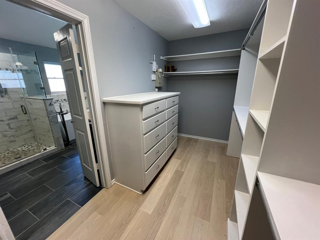 Creek View - Residential