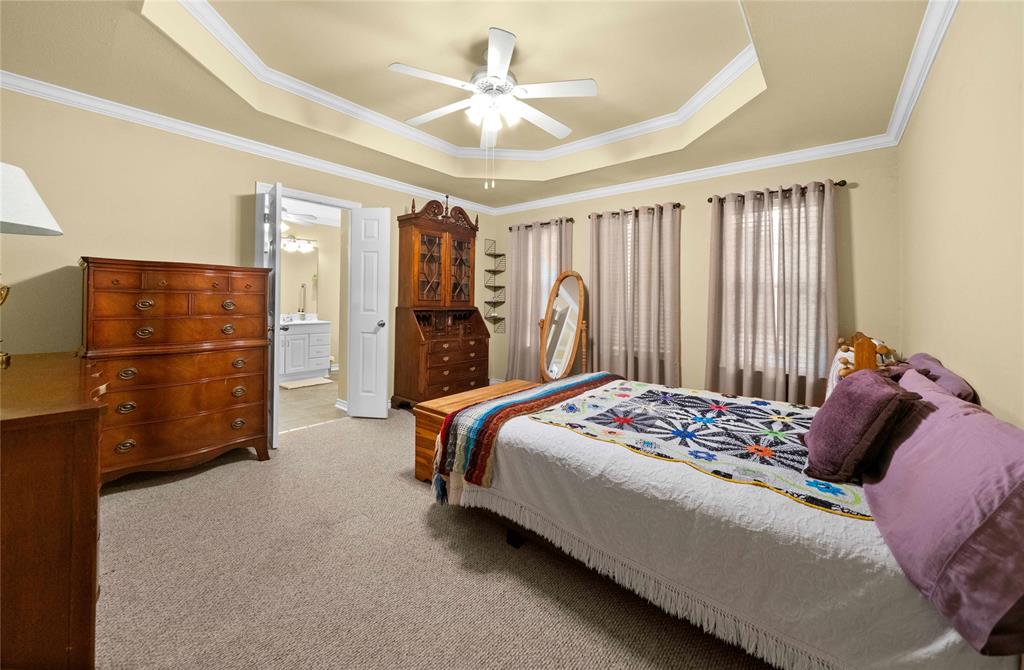 OAK MANOR ESTATES - Residential