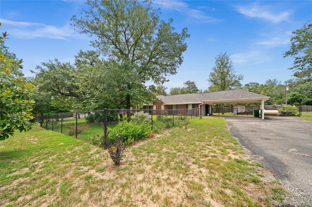 OAK MANOR ESTATES - Residential