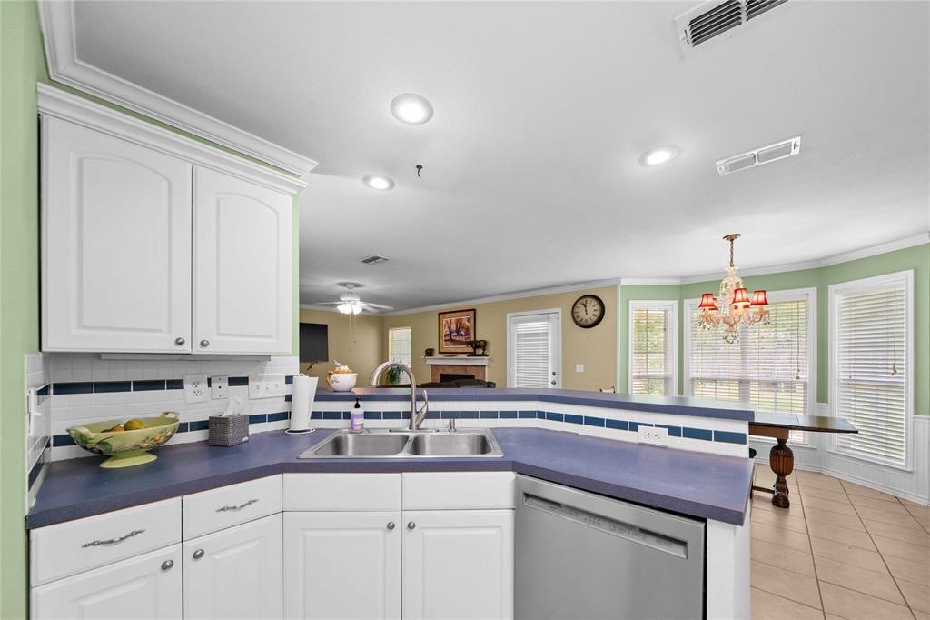 OAK MANOR ESTATES - Residential