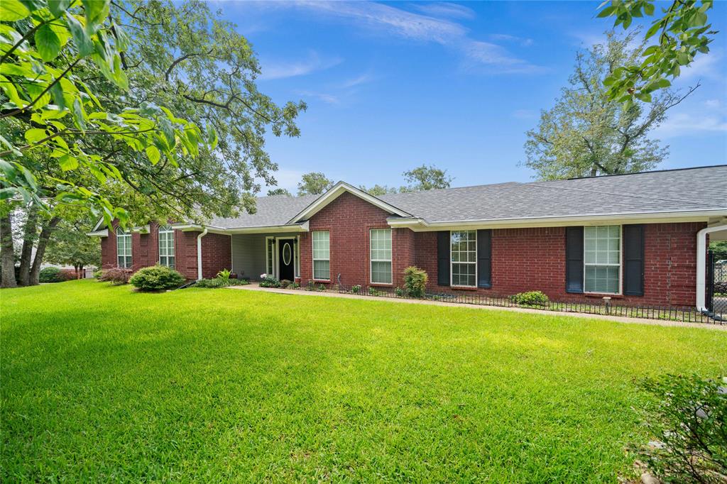 306 Brentwood Drive