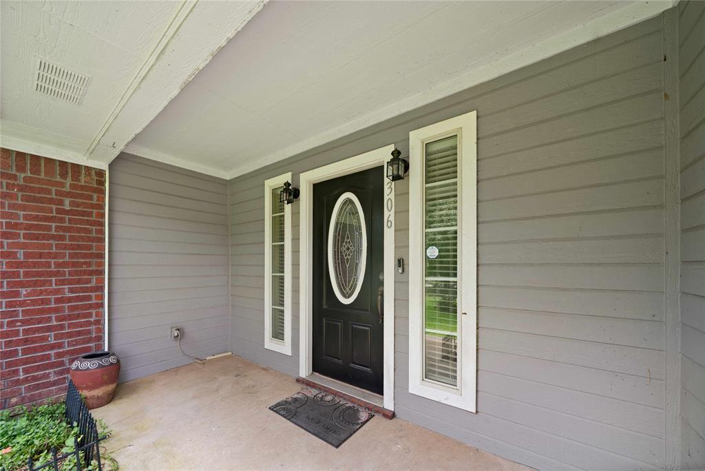 306 Brentwood Drive