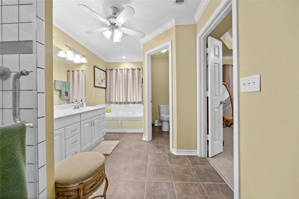 OAK MANOR ESTATES - Residential