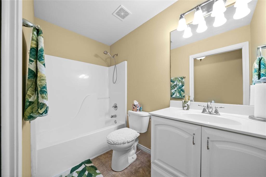 OAK MANOR ESTATES - Residential