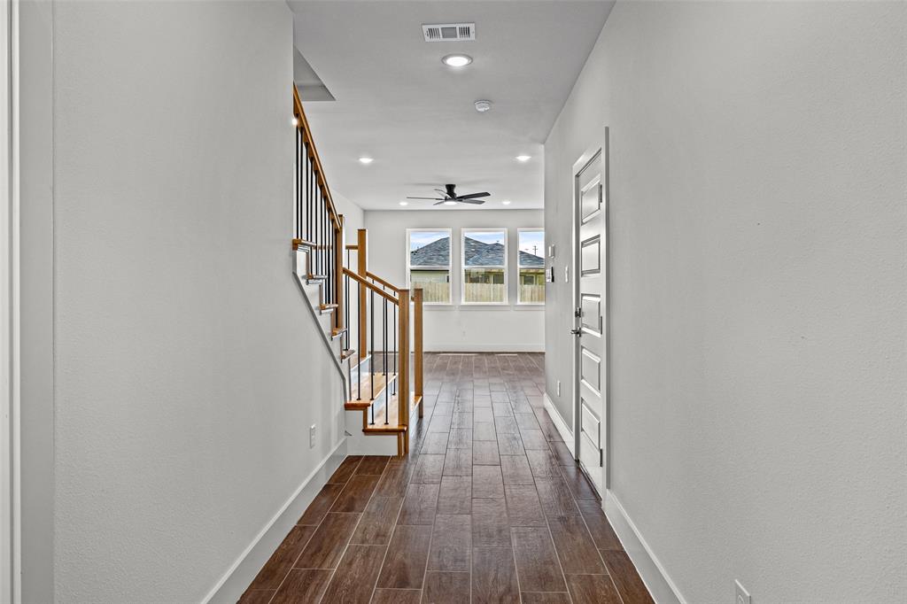 702 Perkins Court