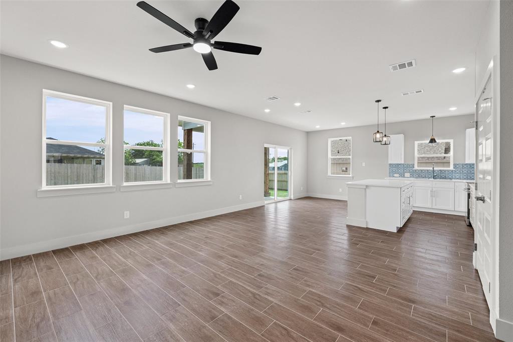 702 Perkins Court