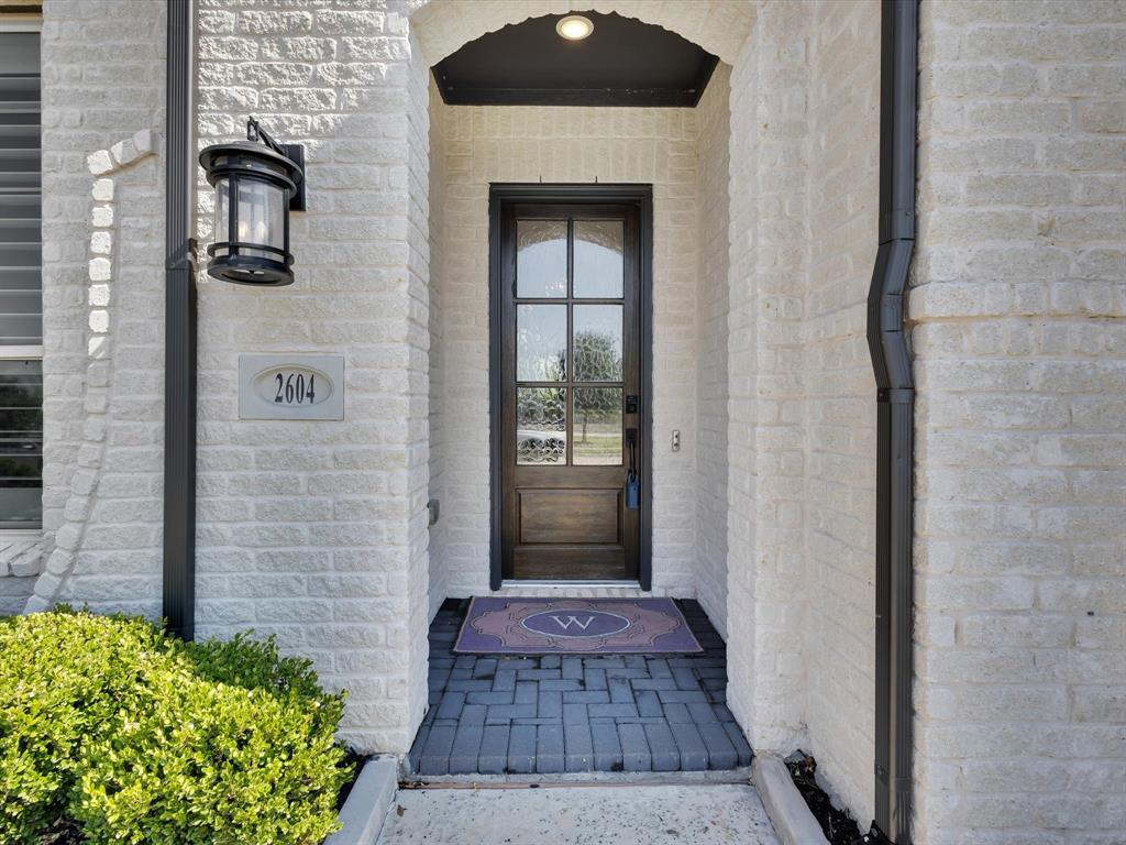 2604 Rosecroft Court