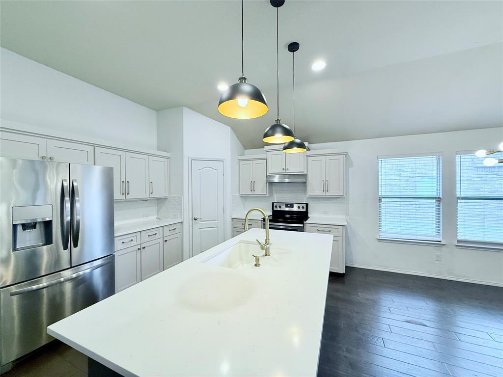 Meadow Creek Estates - Residential Lease