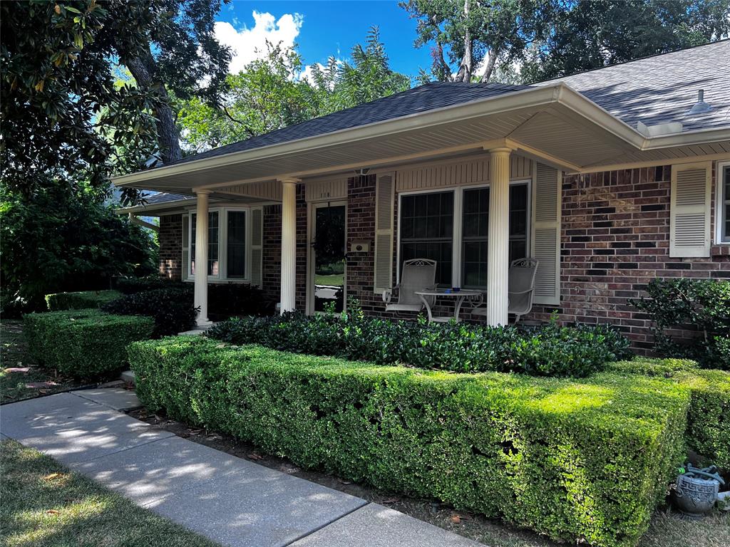 118 Willowbrook Drive