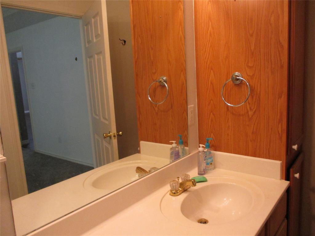 Pine Crest Landing - Residential