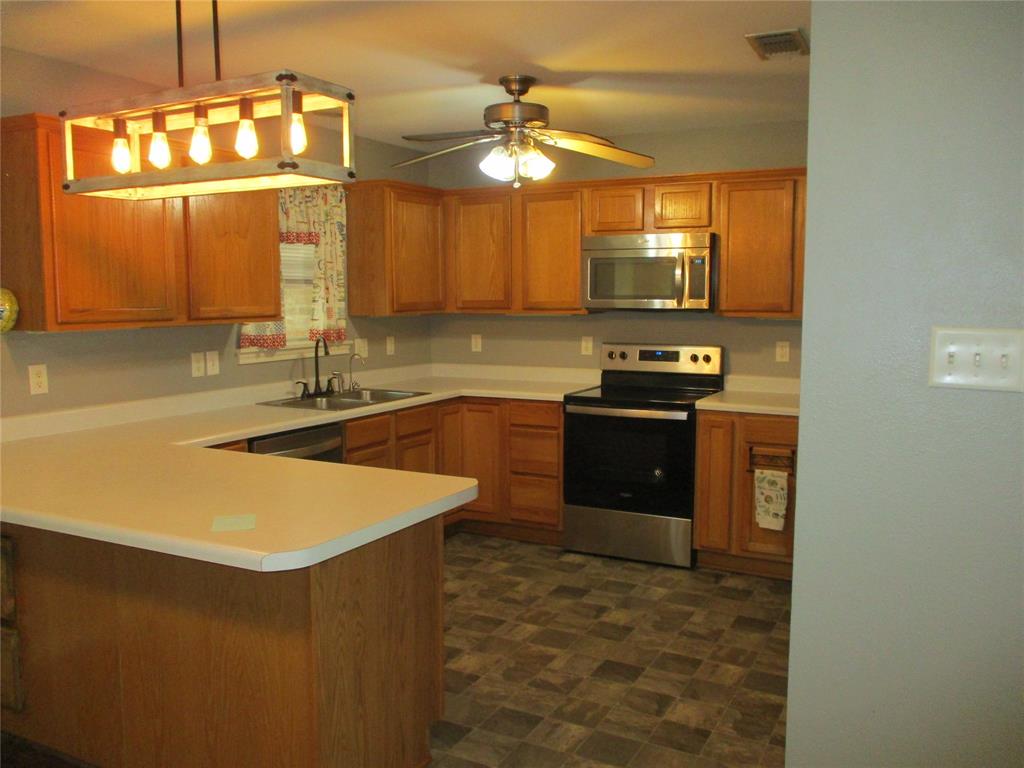 Pine Crest Landing - Residential