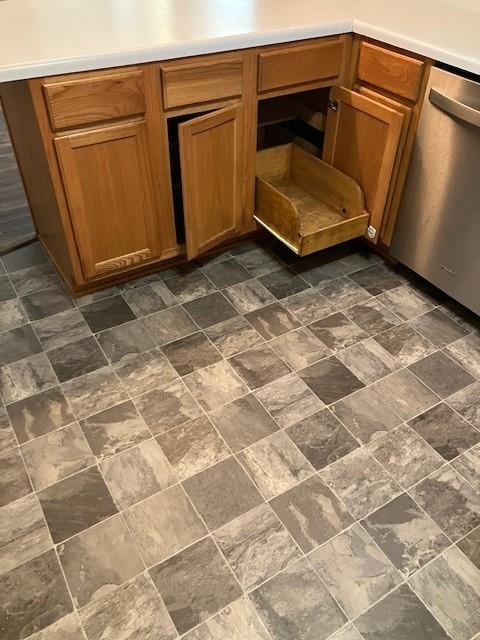 Pine Crest Landing - Residential