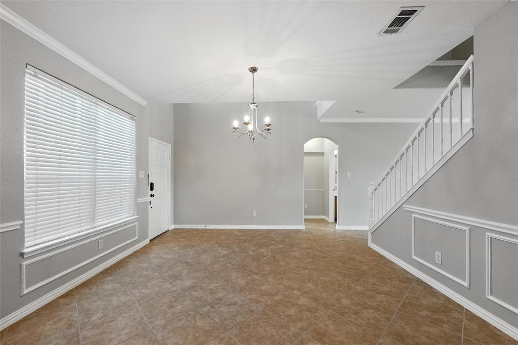 7000 Snowy Owl Street