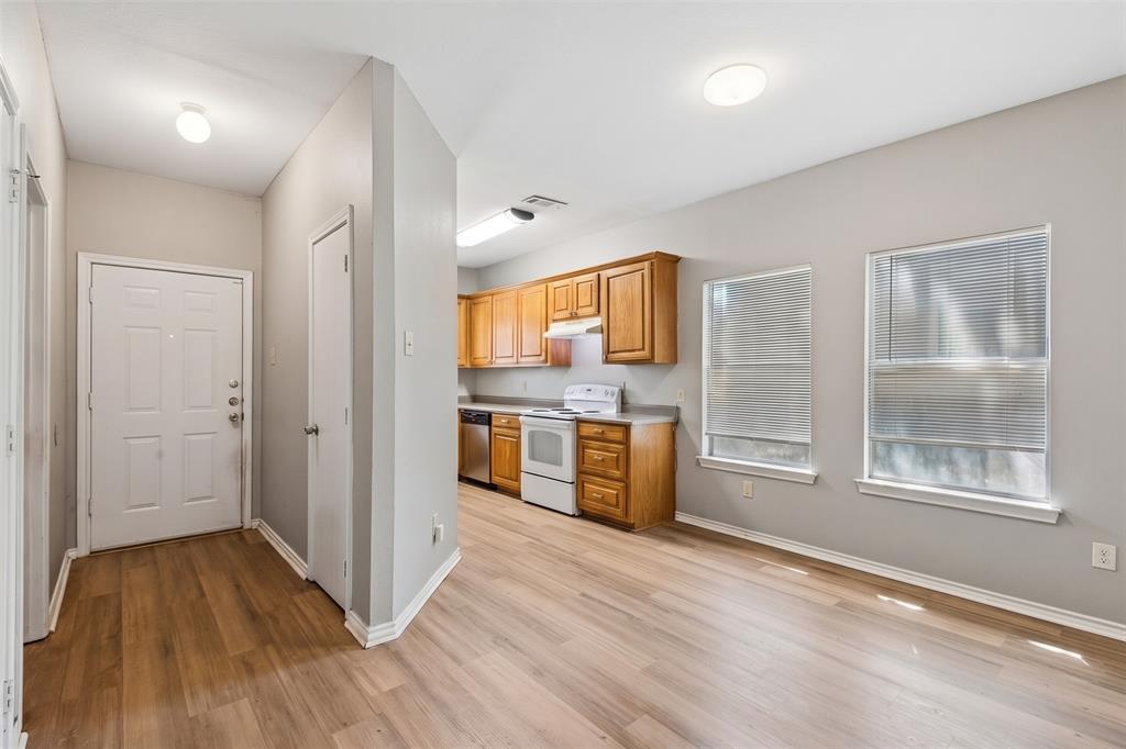 5959-5961 Robinwood Lane