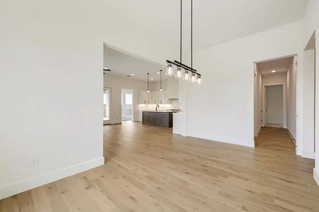 3316 Maidenhair Lane