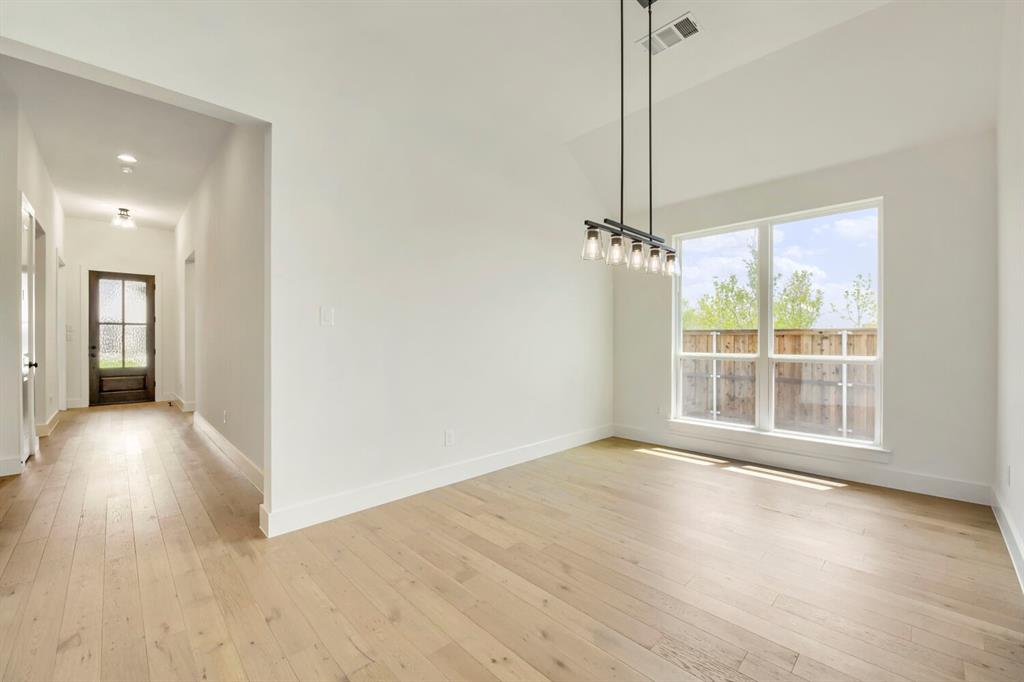 3316 Maidenhair Lane