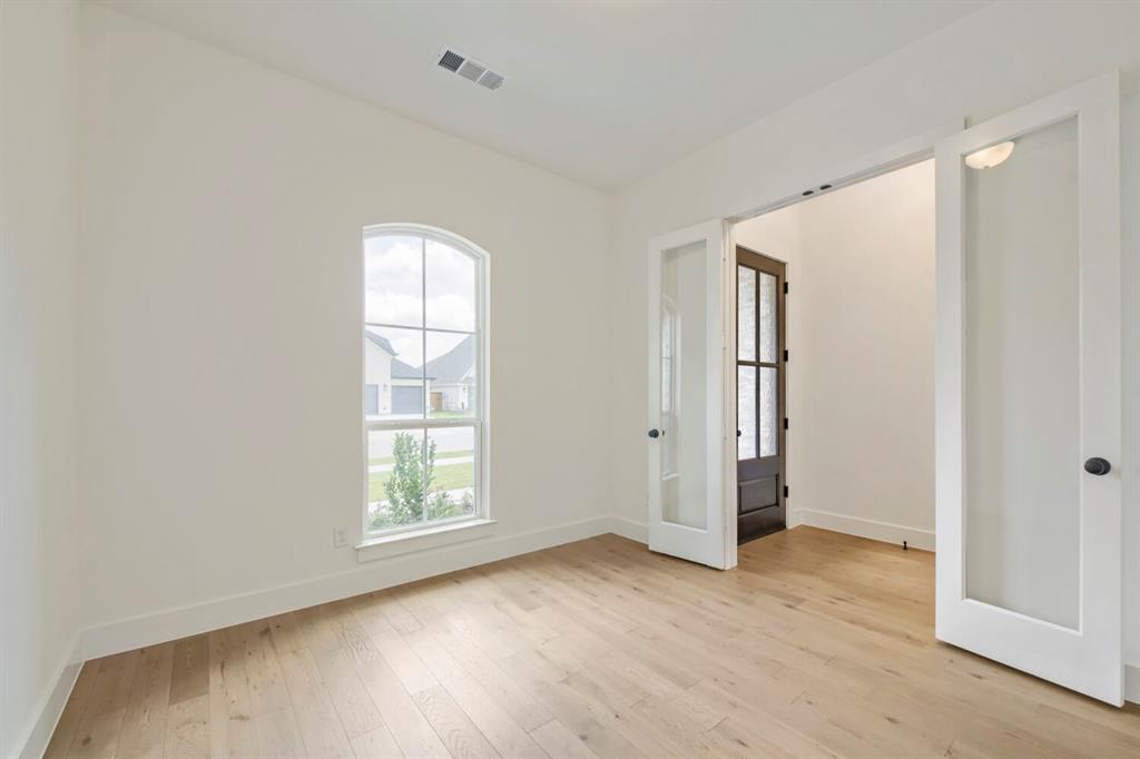3316 Maidenhair Lane