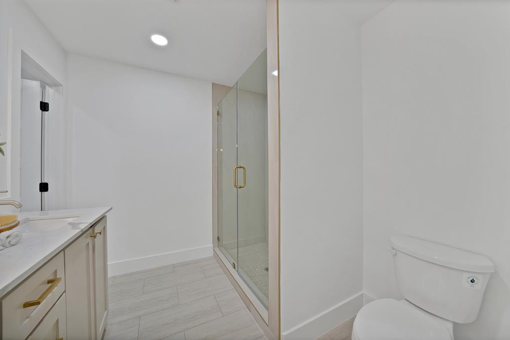 Irwin Keasler Dev Red Bird 04 - Residential