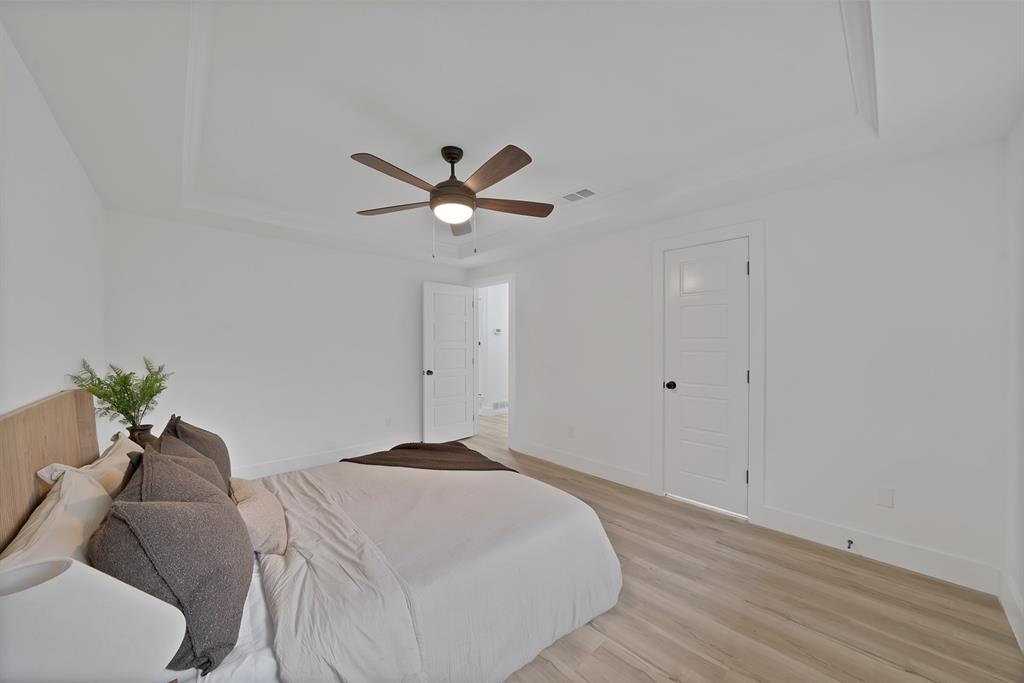 Irwin Keasler Dev Red Bird 04 - Residential