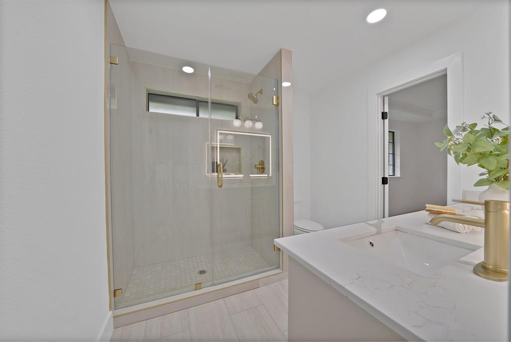 Irwin Keasler Dev Red Bird 04 - Residential